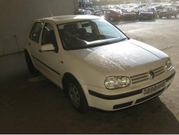 imagine vand-Volkswagen-Golf-1.6-Benzina-avariat-1311.htm
