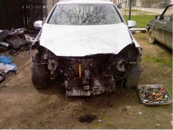 imagine vand-Volkswagen-Golf-1.9-Diesel-avariat-2745.htm