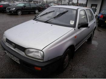 vand-Volkswagen-Golf-III-1.9-Diesel-avariat-1560.htm imagine vand-Volkswagen-Golf-III-1.9-Diesel-avariat-1560.htm