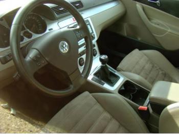 imagine vand-Volkswagen-Golf-IV-1.4-Benzina-avariat-1536.htm