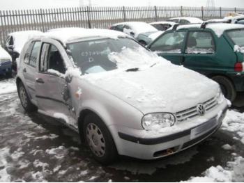 imagine vand-Volkswagen-Golf-IV-1.6-Benzina-avariat-1671.htm