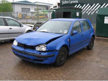 vand-Volkswagen-Golf-IV-1.6-Benzina-avariat-1878.htm imagine vand-Volkswagen-Golf-IV-1.6-Benzina-avariat-1878.htm