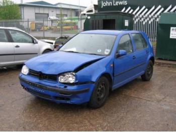 vand-Volkswagen-Golf-IV-1.6-Benzina-avariat-1895.htm imagine vand-Volkswagen-Golf-IV-1.6-Benzina-avariat-1895.htm