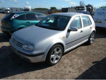 vand-Volkswagen-Golf-IV-1.6-Benzina-avariat-1983.htm imagine vand-Volkswagen-Golf-IV-1.6-Benzina-avariat-1983.htm