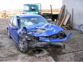 imagine vand-Volkswagen-Golf-IV-1.9-Diesel-avariat-1632.htm