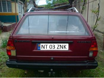 imagine vand-Volkswagen-Passat-1.6-Benzina-avariat-2858.htm