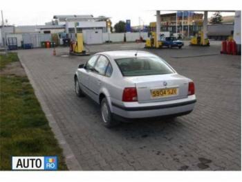 imagine vand-Volkswagen-Passat-1.8-Benzina-avariat-3067.htm
