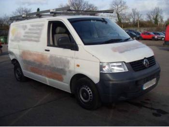 vand-Volkswagen-Transporter-1.9-Diesel-avariat-1810.htm imagine vand-Volkswagen-Transporter-1.9-Diesel-avariat-1810.htm
