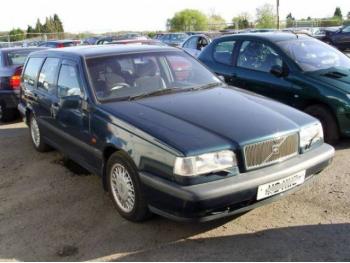 imagine vand-Volvo-850-2.4-Benzina-avariat-2460.htm