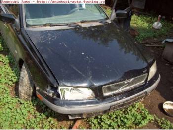 vand-Volvo-V40-1.8-Benzina-avariat-3527.htm imagine vand-Volvo-V40-1.8-Benzina-avariat-3527.htm