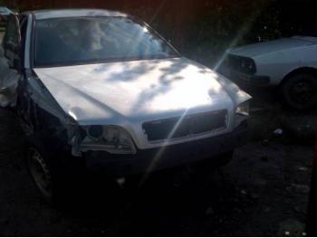 imagine vand-Volvo-V40-1.9-Diesel-avariat-2839.htm