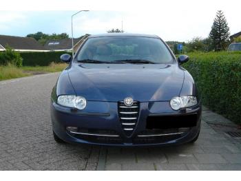 dezmembrez-Alfa-Romeo-147-avariat-16468.htm imagine dezmembrez-Alfa-Romeo-147-avariat-16468.htm