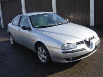 dezmembrez-Alfa-Romeo-156-avariat-11841.htm imagine dezmembrez-Alfa-Romeo-156-avariat-11841.htm