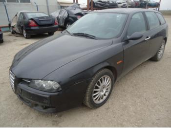 imagine dezmembrez-Alfa-Romeo-156-avariat-17386.htm