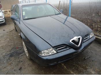 imagine dezmembrez-Alfa-Romeo-156-avariat-18295.htm