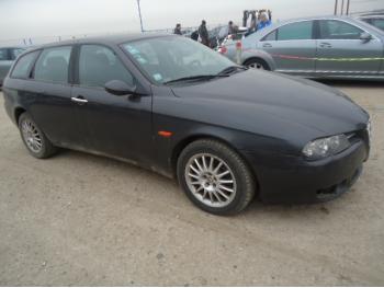 imagine dezmembrez-Alfa-Romeo-156-avariat-19885.htm