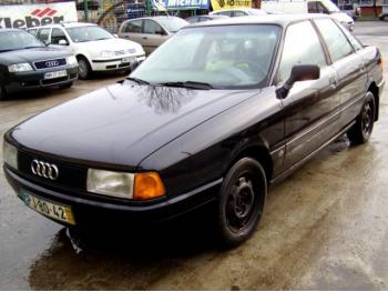 dezmembrez-Audi-80-avariat-2076.htm imagine dezmembrez-Audi-80-avariat-2076.htm