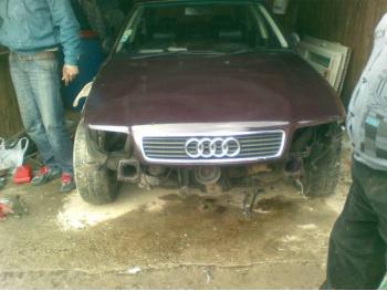 imagine dezmembrez-Audi-A4-avariat-12827.htm