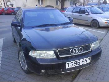 imagine dezmembrez-Audi-A4-avariat-14464.htm