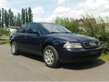 imagine dezmembrez-Audi-A4-avariat-15196.htm