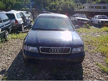 imagine dezmembrez-Audi-A4-avariat-1617.htm