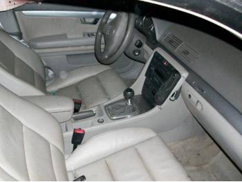 dezmembrez-Audi-A4-avariat-1725.htm imagine dezmembrez-Audi-A4-avariat-1725.htm