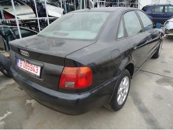 imagine dezmembrez-Audi-A4-avariat-19467.htm