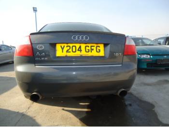 imagine dezmembrez-Audi-A4-avariat-21570.htm
