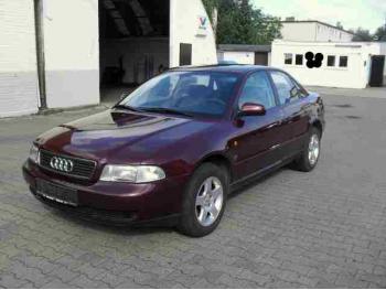 imagine dezmembrez-Audi-A4-avariat-21827.htm