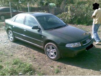 dezmembrez-Audi-A4-avariat-22188.htm imagine dezmembrez-Audi-A4-avariat-22188.htm