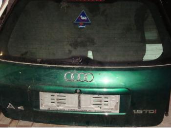 dezmembrez-Audi-A4-avariat-25713.htm imagine dezmembrez-Audi-A4-avariat-25713.htm