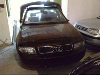 dezmembrez-Audi-A4-avariat-2940.htm imagine dezmembrez-Audi-A4-avariat-2940.htm