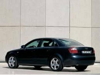 imagine dezmembrez-Audi-A4-avariat-3985.htm