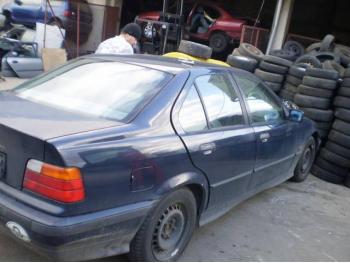 dezmembrez-BMW-316-avariat-11880.htm imagine dezmembrez-BMW-316-avariat-11880.htm
