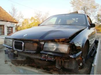 dezmembrez-BMW-316-avariat-27662.htm imagine dezmembrez-BMW-316-avariat-27662.htm