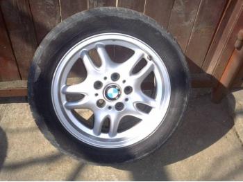 imagine dezmembrez-BMW-318-avariat-1007.htm