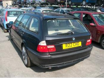 imagine dezmembrez-BMW-318-avariat-12349.htm