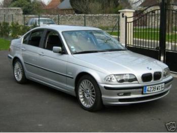 imagine dezmembrez-BMW-318-avariat-13606.htm