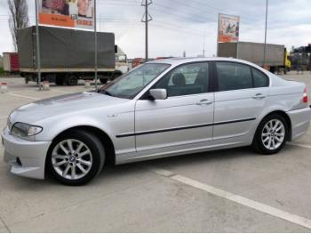 imagine dezmembrez-BMW-318-avariat-14639.htm