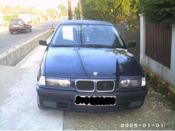 imagine dezmembrez-BMW-318-avariat-17574.htm