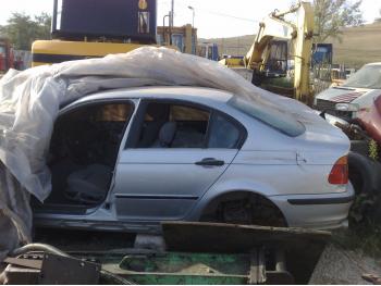dezmembrez-BMW-318-avariat-21831.htm imagine dezmembrez-BMW-318-avariat-21831.htm