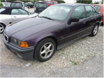 dezmembrez-BMW-318-avariat-2919.htm imagine dezmembrez-BMW-318-avariat-2919.htm
