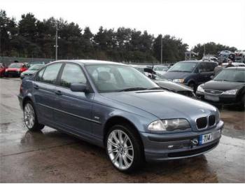 dezmembrez-BMW-318-avariat-2999.htm imagine dezmembrez-BMW-318-avariat-2999.htm