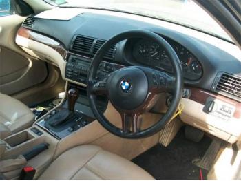 dezmembrez-BMW-318-avariat-3013.htm imagine dezmembrez-BMW-318-avariat-3013.htm