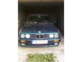 imagine dezmembrez-BMW-318-avariat-3064.htm