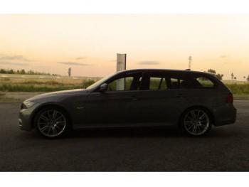 dezmembrez-BMW-320-avariat-2077.htm imagine dezmembrez-BMW-320-avariat-2077.htm