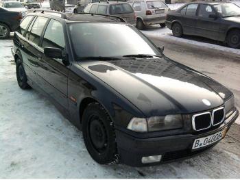 imagine dezmembrez-BMW-325-avariat-14642.htm