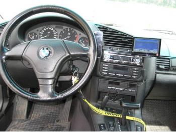 dezmembrez-BMW-325-avariat-14644.htm imagine dezmembrez-BMW-325-avariat-14644.htm