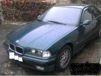 imagine dezmembrez-BMW-325-avariat-21297.htm