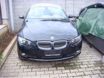 imagine dezmembrez-BMW-330-avariat-10857.htm